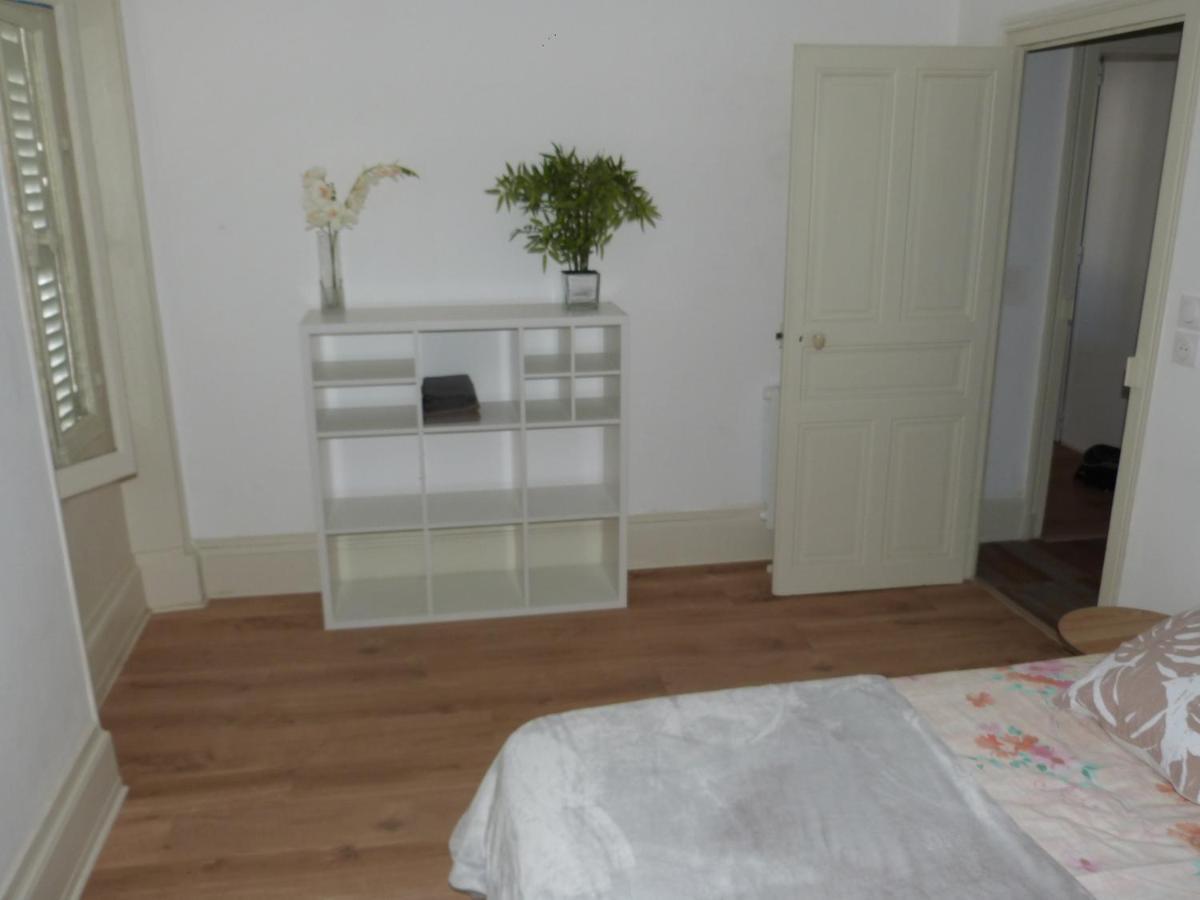 Apartamento Le Compostelle Issoudun Exterior foto