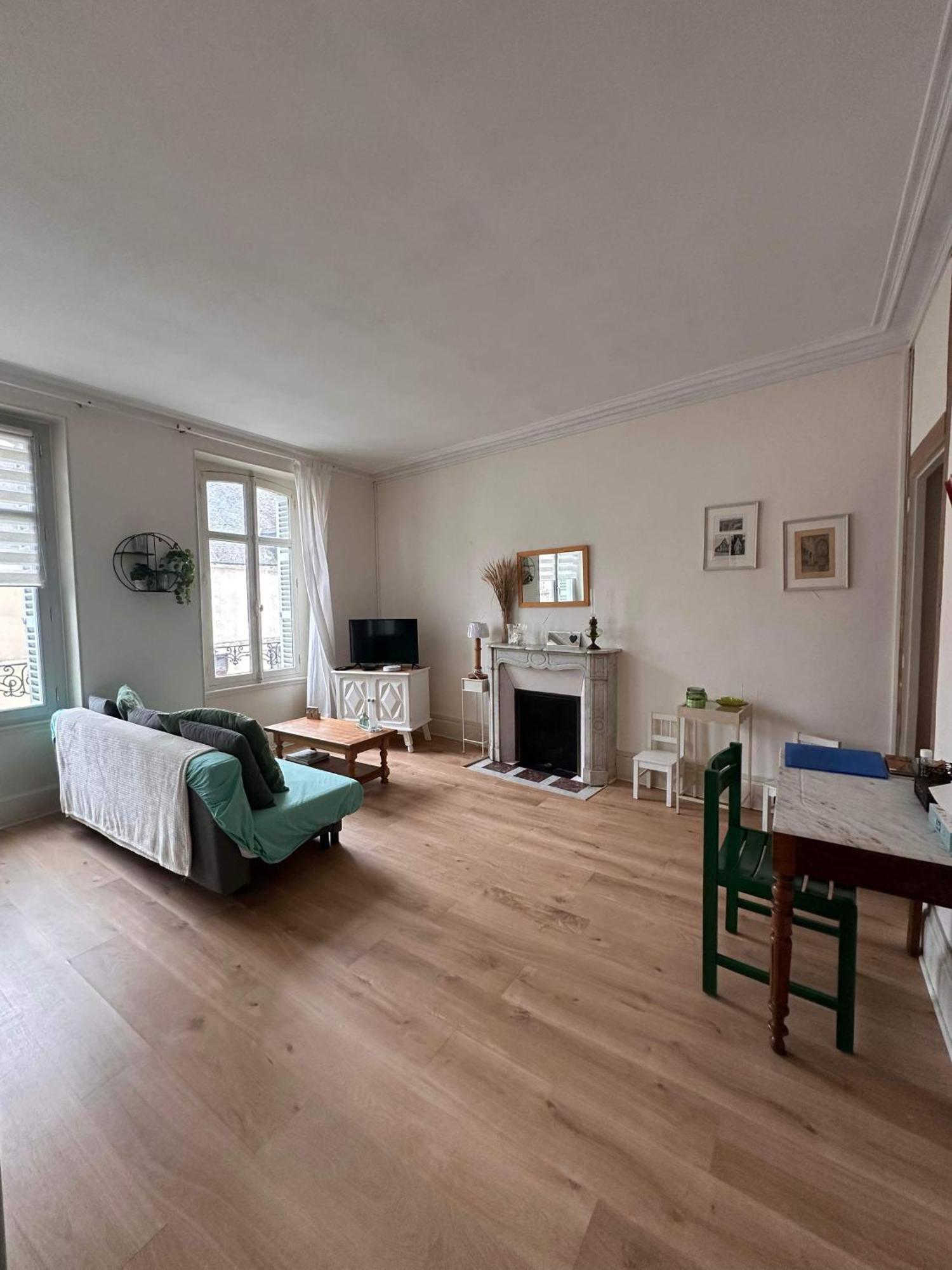 Apartamento Le Compostelle Issoudun Exterior foto